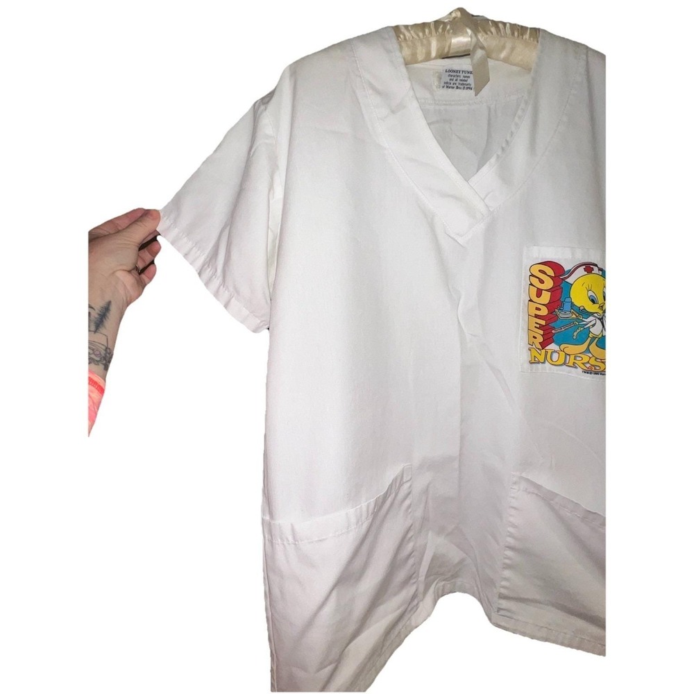 Vtg 90s Looney Tunes Tweety Bird Scrub Top Super Nurse White L/XLX - Picture 4 of 13